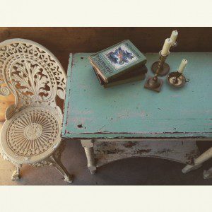 signing_table1
