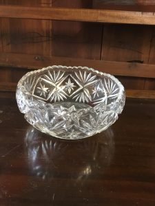 glass & crystal bowls and jugs