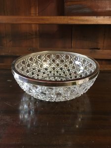 glass & crystal bowls and jugs