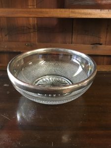 glass & crystal bowls and jugs