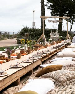 tables…low (floor seating)